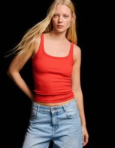 Коралловый топ в рубчик Bershka