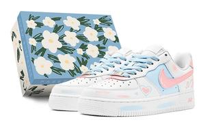 Женские кроссовки для скейтбординга Nike Air Force 1 Low, цвет sky blue
