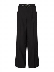 Широкие брюки со складками спереди 'YASErima' в черном цвете