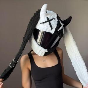 Чехол для мото шлема CYYFULE плюшевый, черный / белый