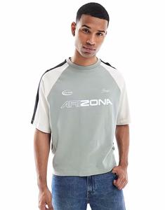 Футболка свободного кроя oversize с выкройными вставками и спортивной графикой в шалфейно-зеленом цвете Asos Design