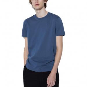 Футболка унисекс темно-синяя Uniqlo, темно-синий