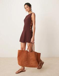 Льняное мини-платье VRG GRL tia с отделкой бисером в бордовом цвете