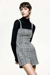 Короткий комбинезон с квадратным вырезом H&M, черный