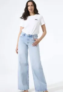 Селия широко расставлена Garcia, Light Used