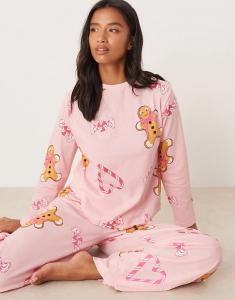 Пижамный комплект из топа с длинными рукавами и брюк с принтом имбирных пряников и леденцов ASOS DESIGN Petite, розовый меланж