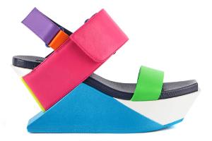 Босоножки Delta на танкетке Босоножки на танкетке United Nude, мультиколор