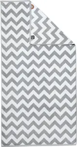 Полотенце для душа Done. "Daily Shapes ZickZack", (1 шт.), жаккардовая ткань, современный рисунок 70х140 см (1 шт.), цвет silbergrau-weiß