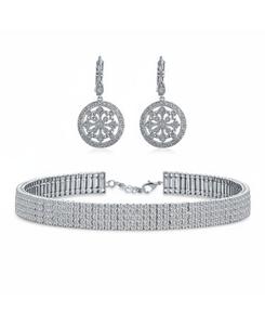 Праздничное широкое колье-чокер с 5 рядами кристаллов и серьги-подвески в виде круглых компасов с кубическими циркониями (CZ) Bling Jewelry, Clear set