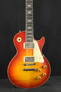 Gibson Custom Shop 1959 Les Paul Standard Reissue VOS Вискированный Cherry Sunburst