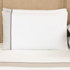 Декоративная наволочка Frette Colour Block, 53x94, молочный/бежевый
