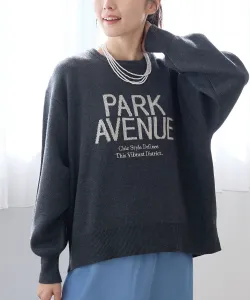 Вязаный свитер с разнообразными логотипами, напоминающий по стирующую ткань товар, представленный на YouTube Coen, цвет Dk.Gray