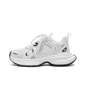 Амортизирующие противоскользящие износостойкие утолщенные низкие кроссовки для женщин белого цвета CHERRY&KALIKA