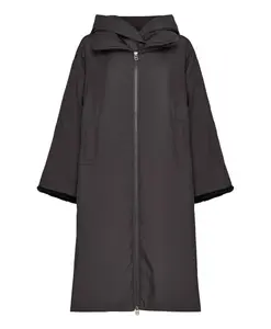 Объемная пуховая куртка с капюшоном и манжетами из искусственного меха - серая. Cesare Gaspari, серый