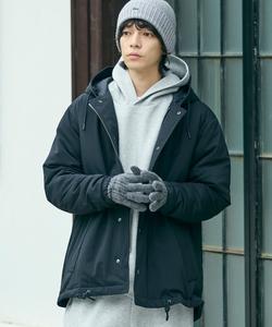 Сертифицированная по стандарту RDS пуховая куртка/худи с водоотталкивающей, дышащей мембраной и силуэтом «баллон».