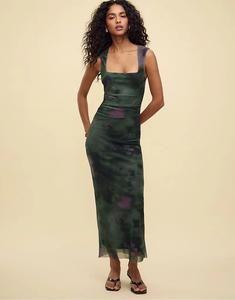 Длинное платье из тюля Stradivarius Printed зеленого цвета