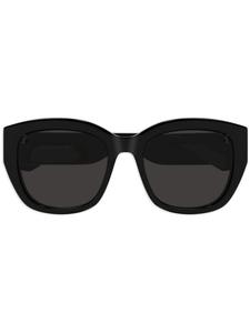 Солнцезащитные очки AM0451SA Alexander McQueen Eyewear, черный