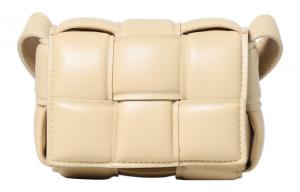 Bottega Veneta Сумка через плечо мини женская из овчины