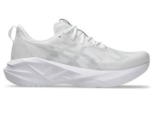 Беговые мужские кроссовки Asics Novablast 5, White/Piedmont Grey, белый