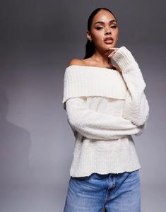 Джемпер принцессы Полли Паркли из букле с глубоким вырезом и вырезом лодочкой кремового цвета