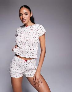 Комплект пижамы River Island с принтом вишни, собранный в складку, белого цвета