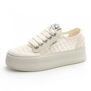 Кеды, скейтборд обувь женская низкая A Fairy Tale Of A Pair Of Shoes, белый