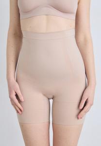 Корректирующее белье SHAPEWEAR EXTRA FIRM SEAMLESS SHORT SECURE SCULPT Calvin Klein Underwear, бежевый