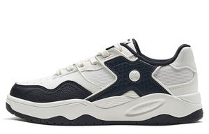 Износостойкие низкие скейтерские кроссовки женские черно-белые XTEP, полотно белый/черный