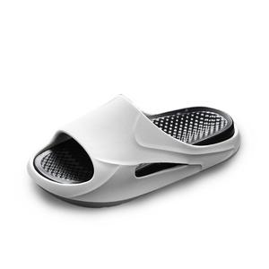 Шлепанцы мужские Run Manner, черный/белый