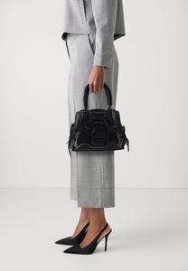 Сумочка BDIEGO Steve Madden, черный