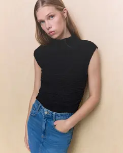 Женская футболка с короткими рукавами и сборками Easy Wear, черный