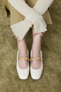 Балет из монет в винтажном стиле