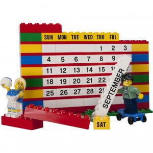 Настольный календарь из строительных блоков 120 шт 853195 LEGO