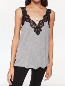 Джерси-топ Leia серого цвета Cami NYC