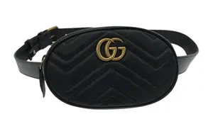 GUCCI Сумка-пояс GG Marmont мателассе черная
