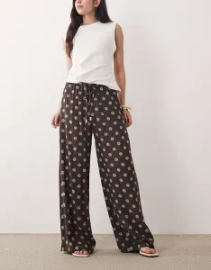 Коричневые брюки без жатки с цветочным принтом Abercrombie & Fitch