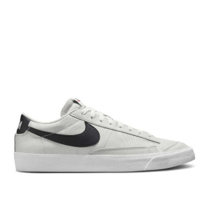 Кроссовки Nike Blazer Low, цвет Light Bone Black