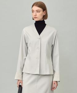 Теплая атласная блузка-кардиган.