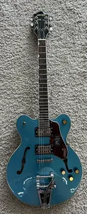 Gretsch G2622T Streamliner с центральным брусом, двойной вырез с Bigsby, Арктический синий