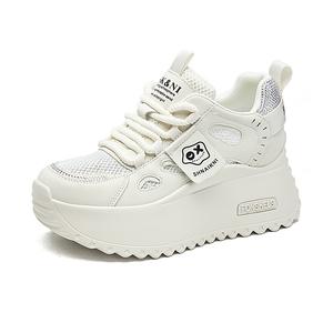 Низкие повседневные кроссовки для женщин POOQ, Ecru