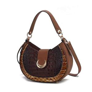 Сумка через плечо Jain Luxe с тиснением под крокодила, вместительная и неподвластная времени MKF Collection By Mia K., цвет chocolate