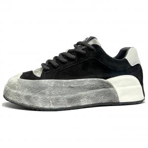 ZUOSAISI Износостойкие дышащие низкие скейтбордские кроссовки мужские черные, цвет Black