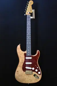 Fender Custom Shop Electric - Strat Artisan Maple Burl NOS с накладкой из эбенового дерева Мадагаскара, состаренный натуральный