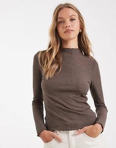 ONLY топ с высоким горлом и ребристым краем в коричневом цвете