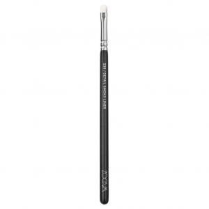 Кисть для теней 238 detail smoky liner Zoeva, количество 1 шт.