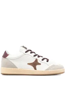 Кроссовки с аппликацией в виде звезды Ama Brand, белый