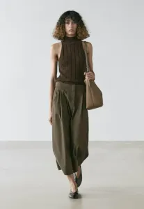 Складчатой юбкой Massimo Dutti, Khaki