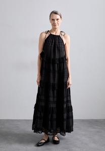 Платье макси FUENTA MUNTHE, черный