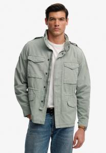Superdry & Co Межсезонная куртка 'M65' в пастельно-зеленом цвете