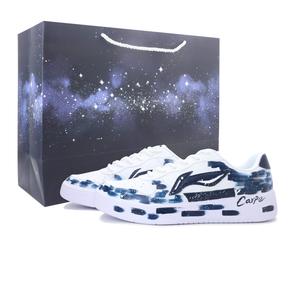 Понтонные лодки легкие и дышащие низкие кроссовки для скейтбординга unisex LINING, белый